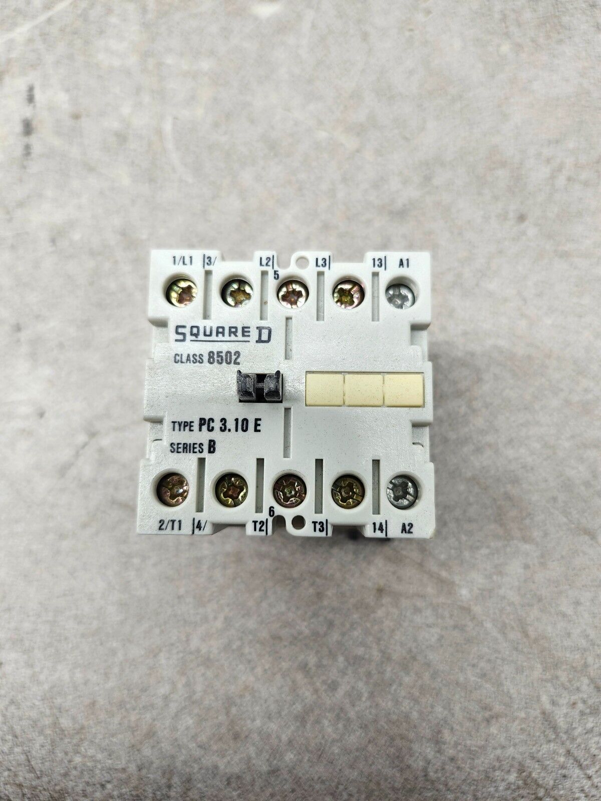 NEW IN BOX Square D Control Relay Contact Ser B 110/120V 8502 PC3.10E