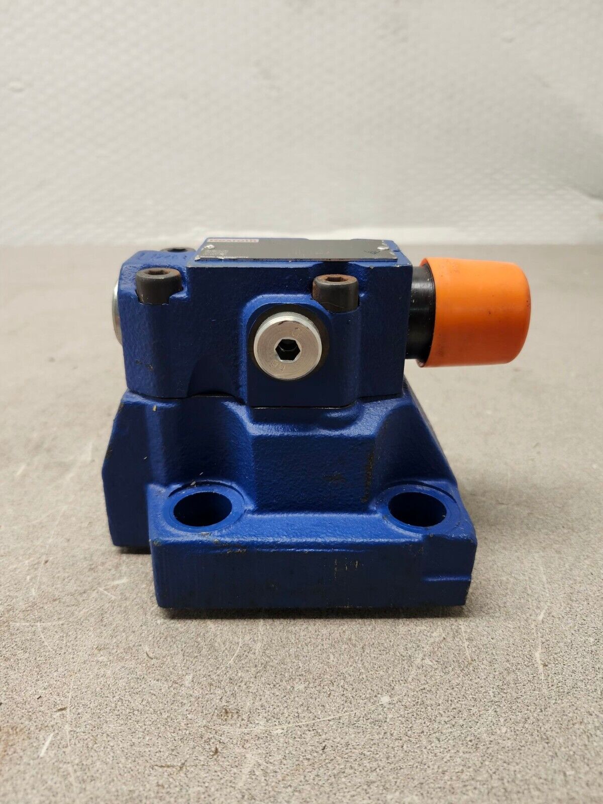 NEW NO BOX REXROTH pressure valve DB20-2-52 / 315