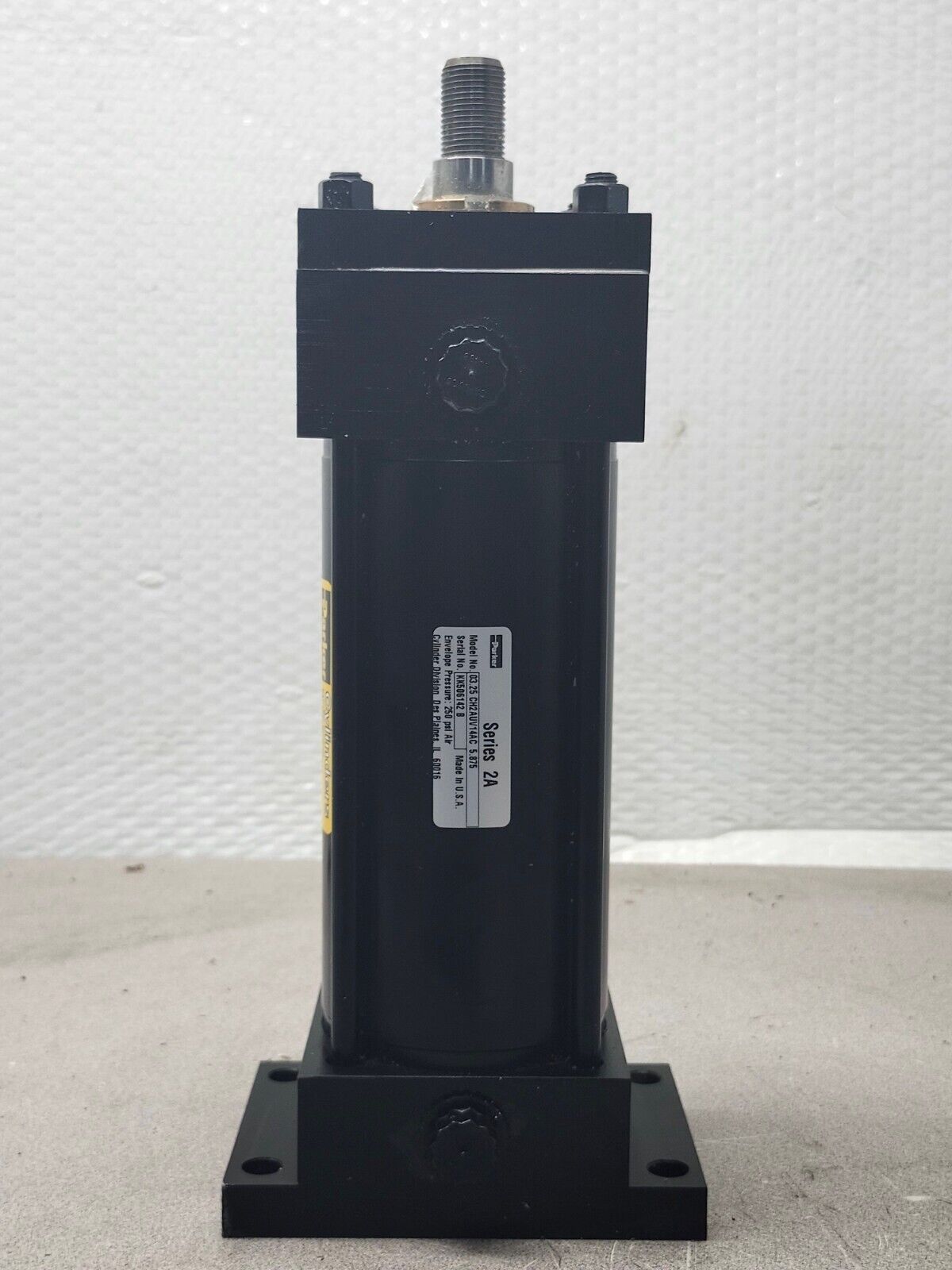 NEW PARKER CYLINDER 03.25 CH2AUV14AC 5.875