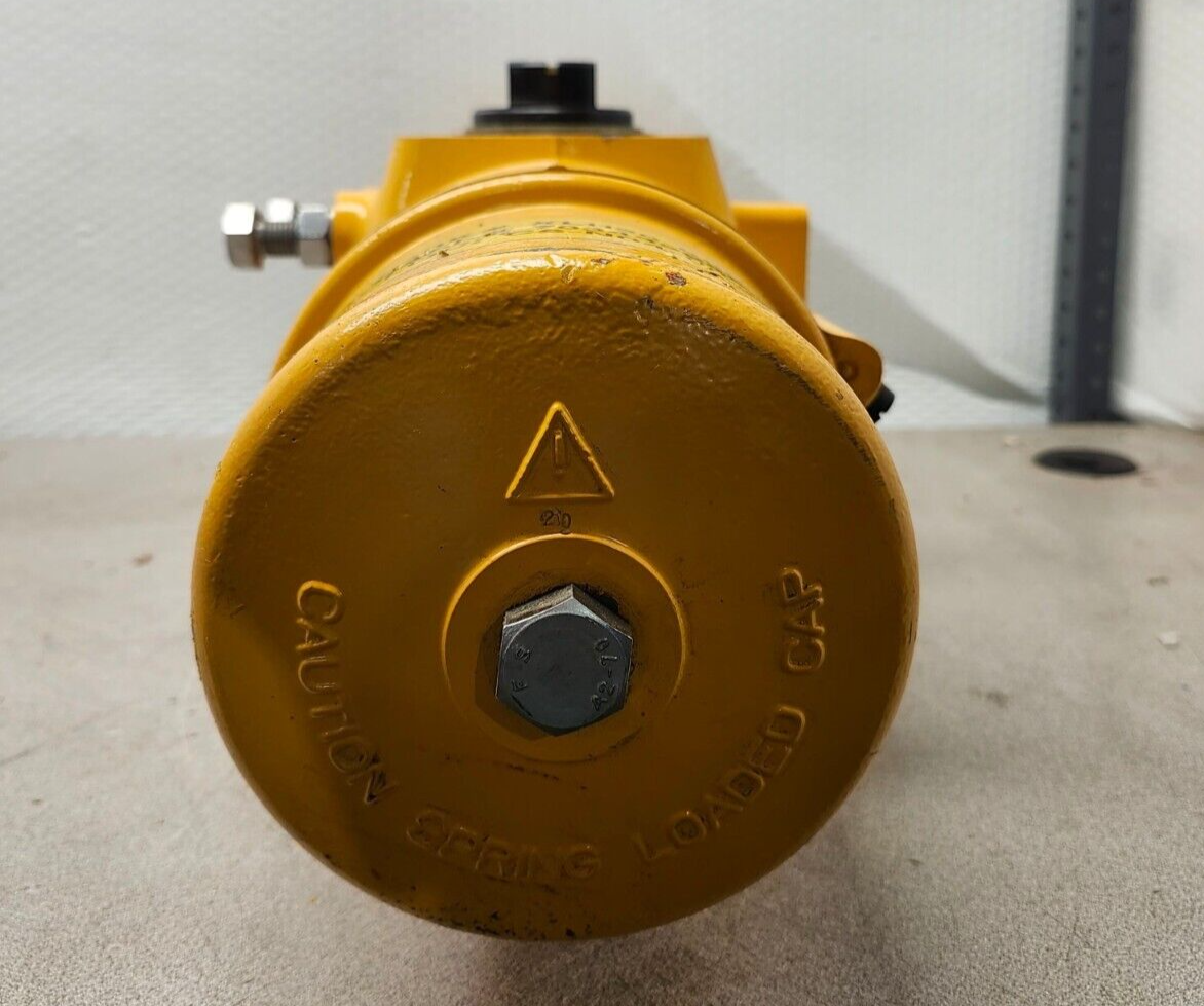 USED HYTORK PNEUMATIC VALVE ACTUATOR E1A-XL1126-S60-A00