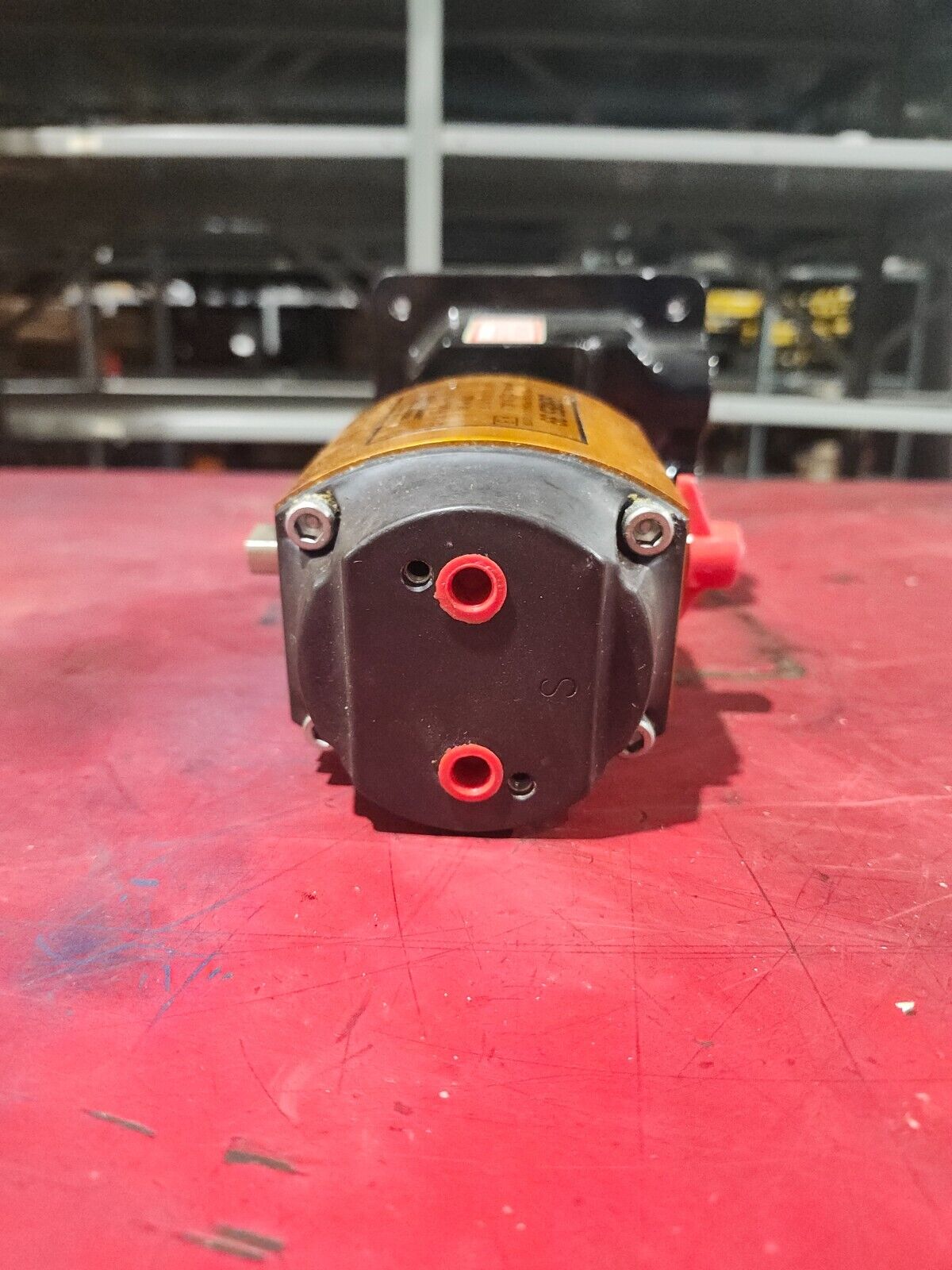 NEW IN BOX WORCESTER CONTROLS PNEUMATIC ACTUATOR SERIES39 W/LIMIT SWITCH 10E39NW