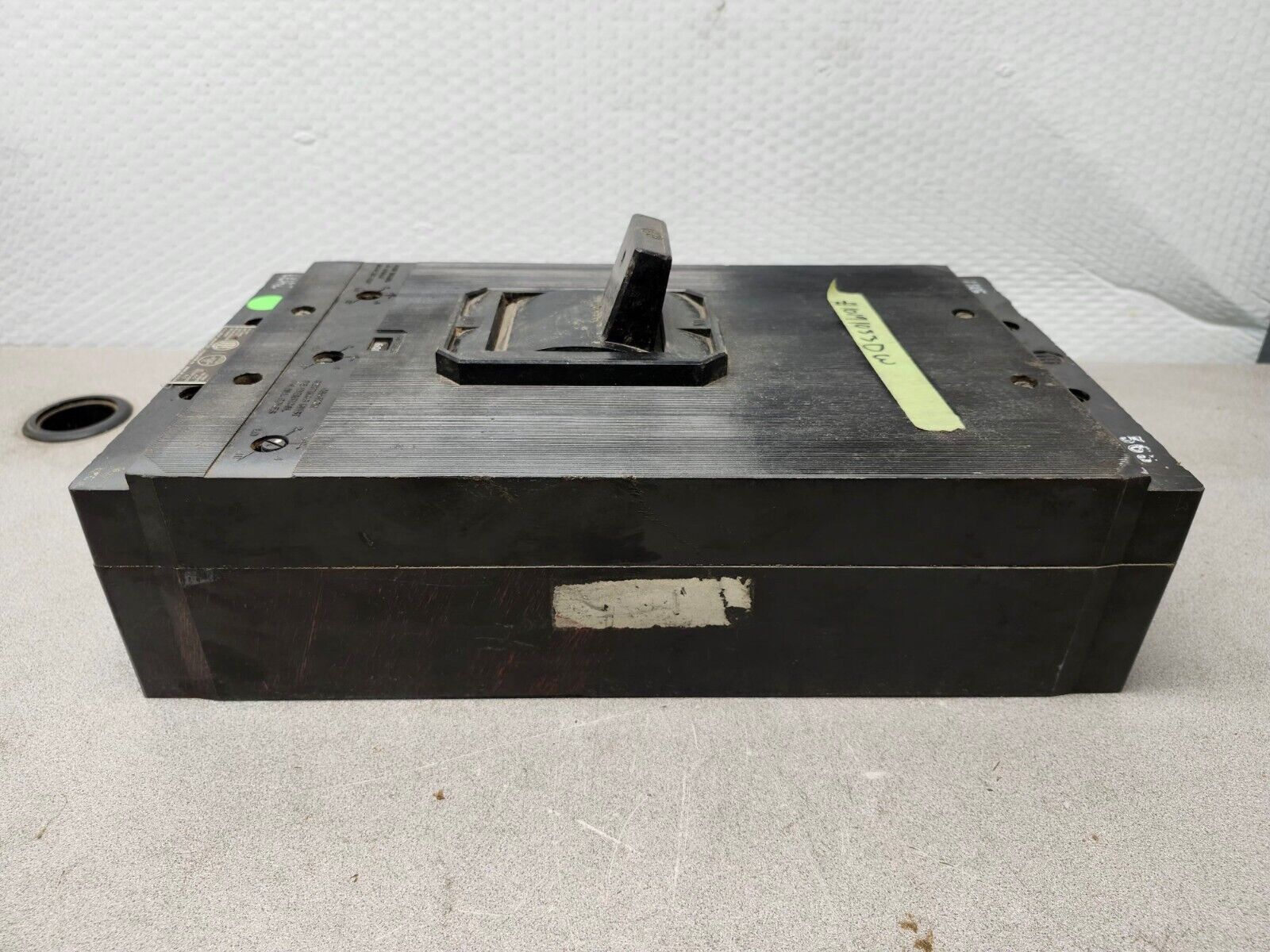 USED ITE Circuit Breaker Frame 3 Pole, 600 Volts AC Type ET 800 AMPERE "KM"