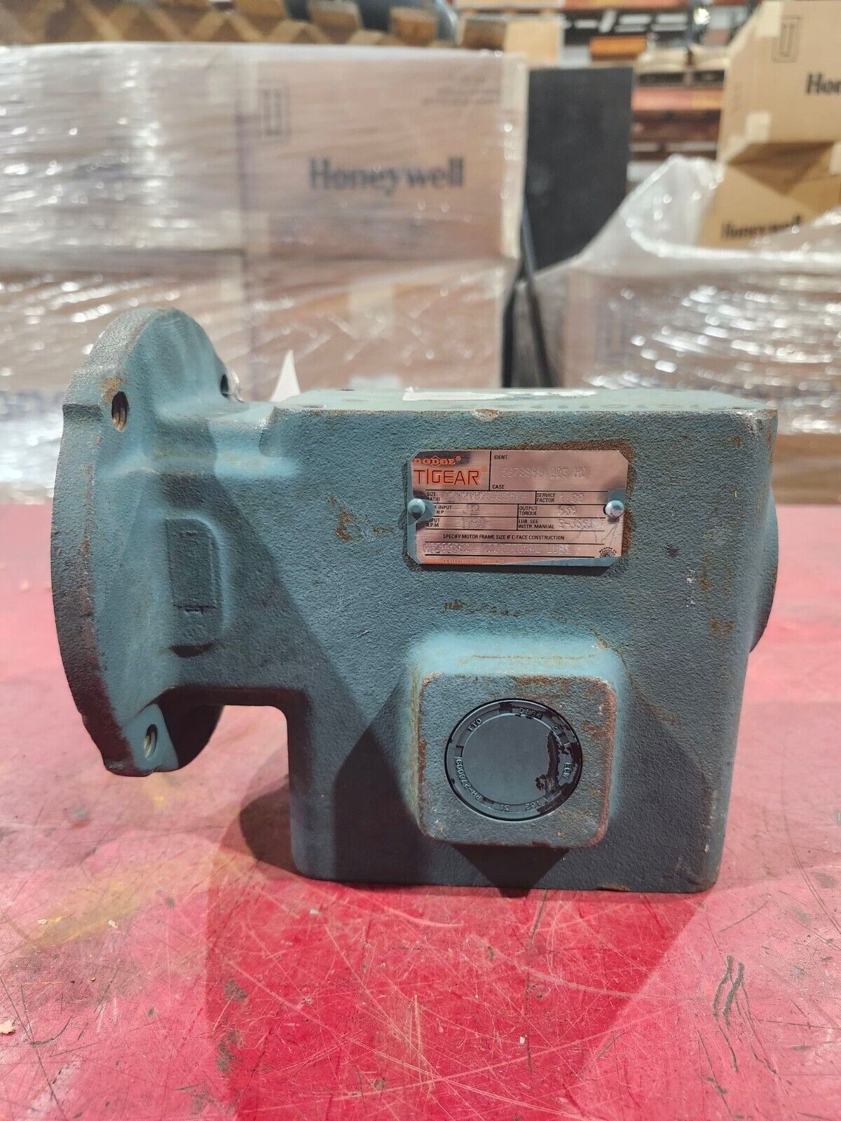 NEW NO BOX DODGE TIGEAR GEAR REDUCER Q202Y025N056K4