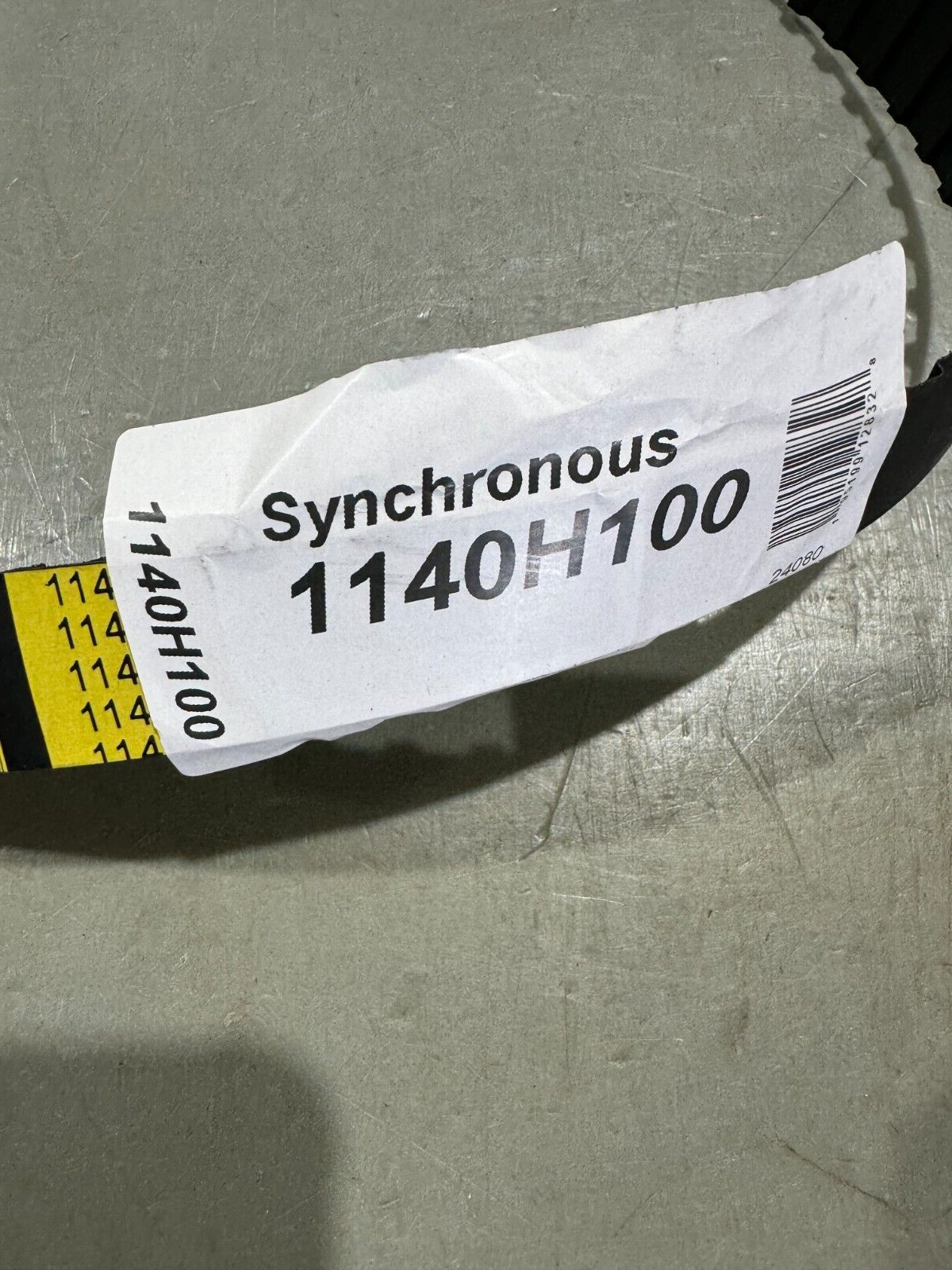 FACTORY NEW GOODYEAR SYNCHRONOUS Trapezoidal TIMING BELT 1140H100