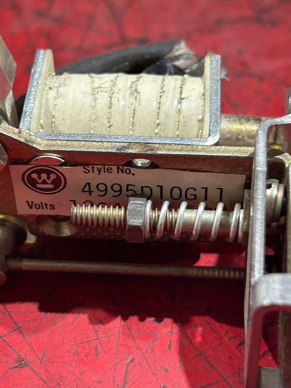 47864121