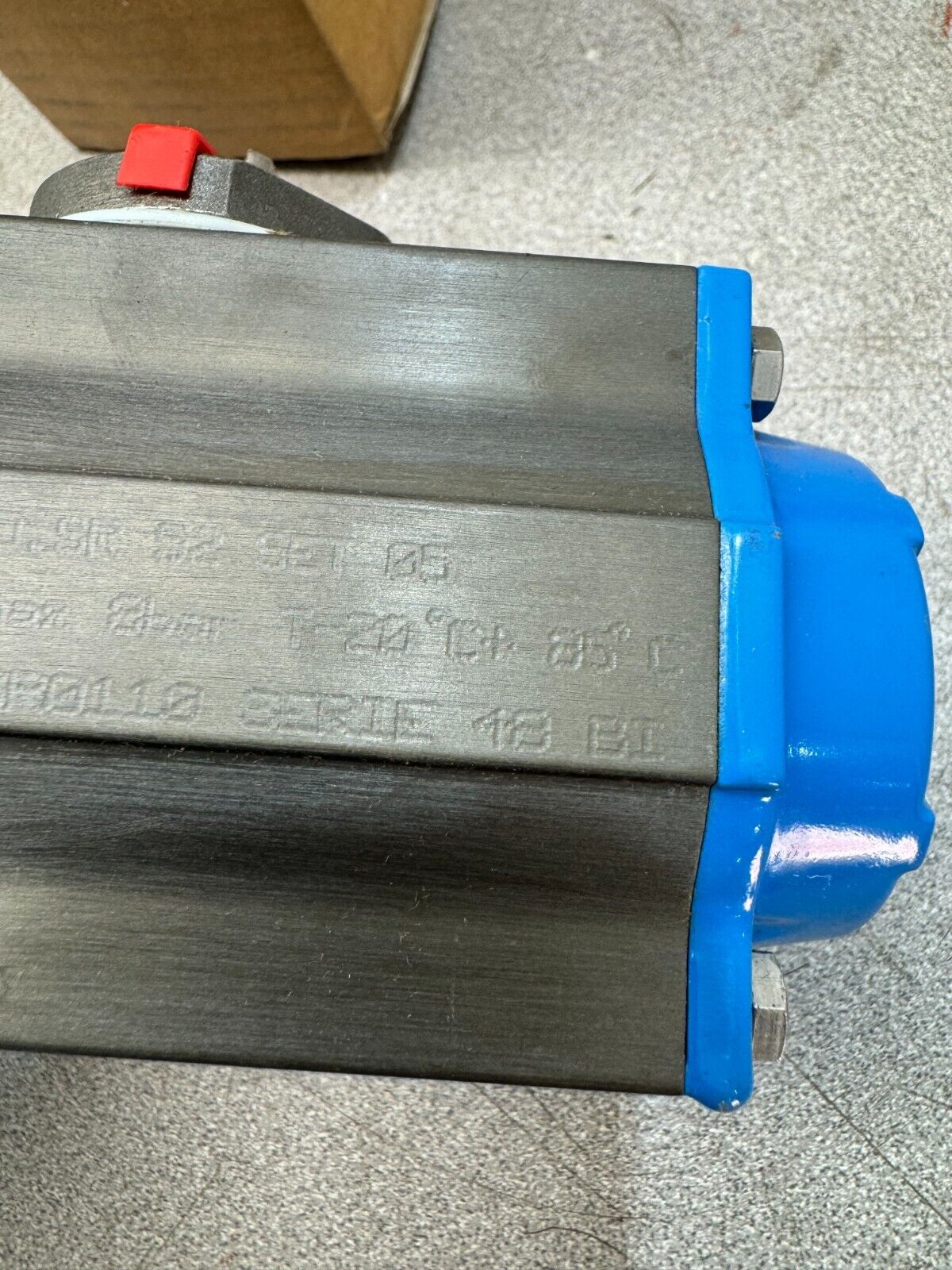 NEW IN BOX VALBIA AIR ACTUATOR 80SR0110