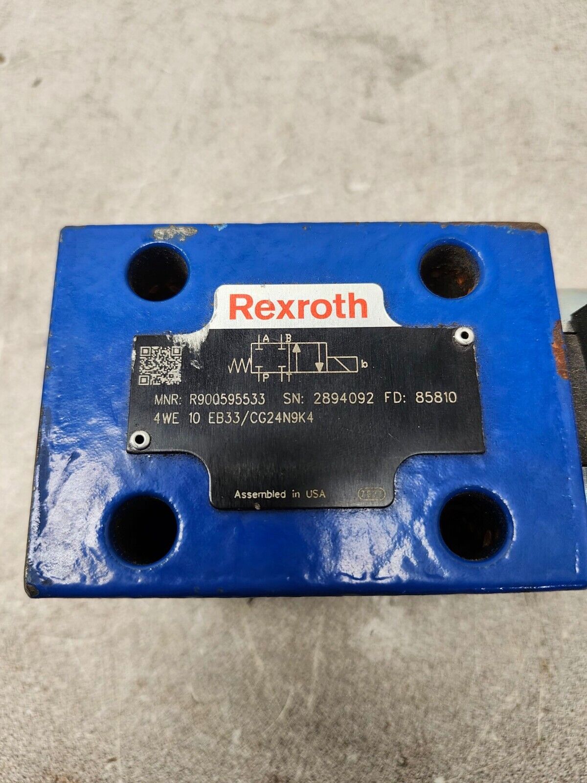 USED REXROTH HYDRAULIC VALVE CONTROL 24VDC 4WE 10 EB33/CG24N9K4