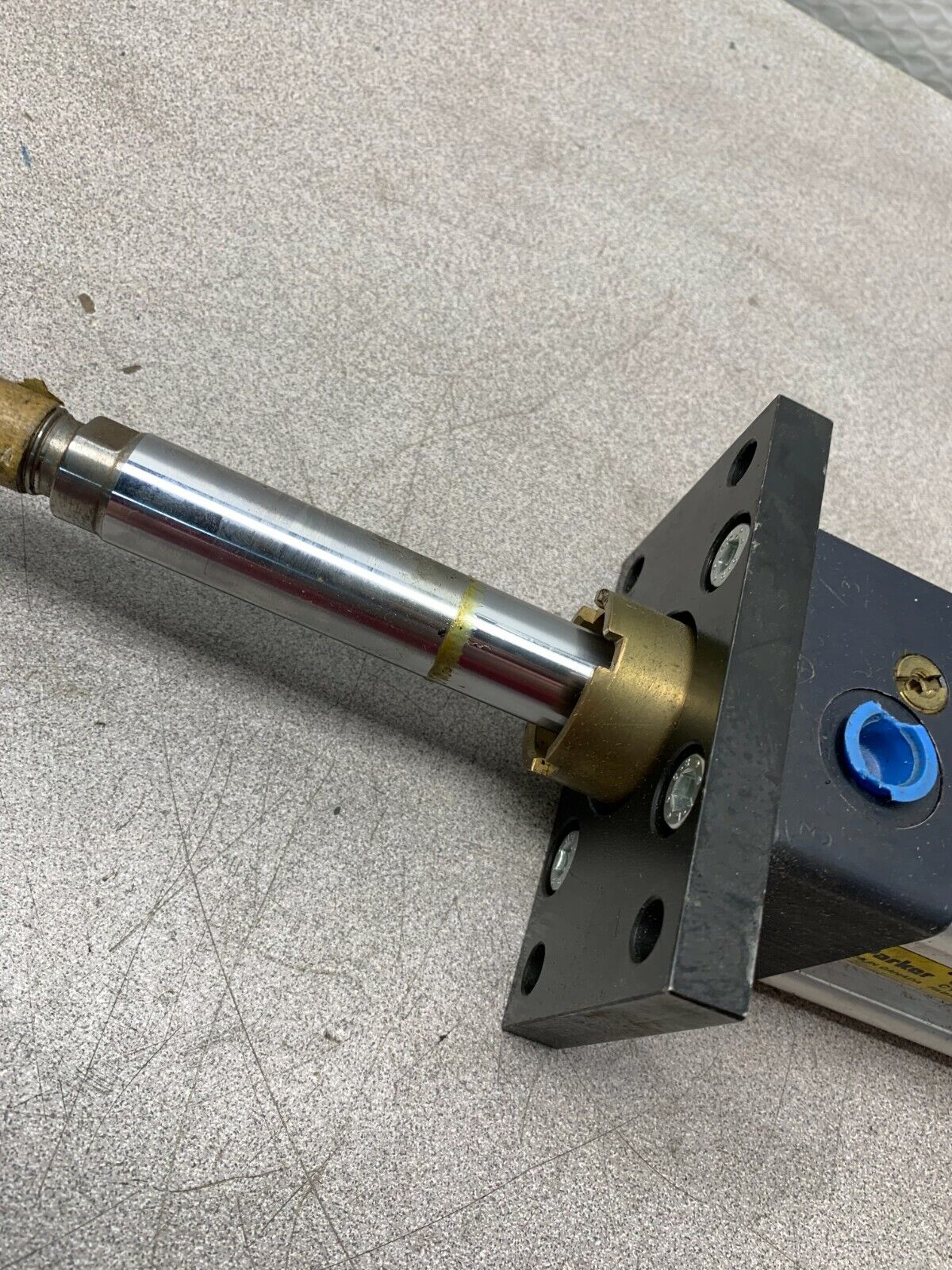 NEW NO BOX PARKER PNEUMATIC CYLINDER 50 CJMPRV13MC 101.6