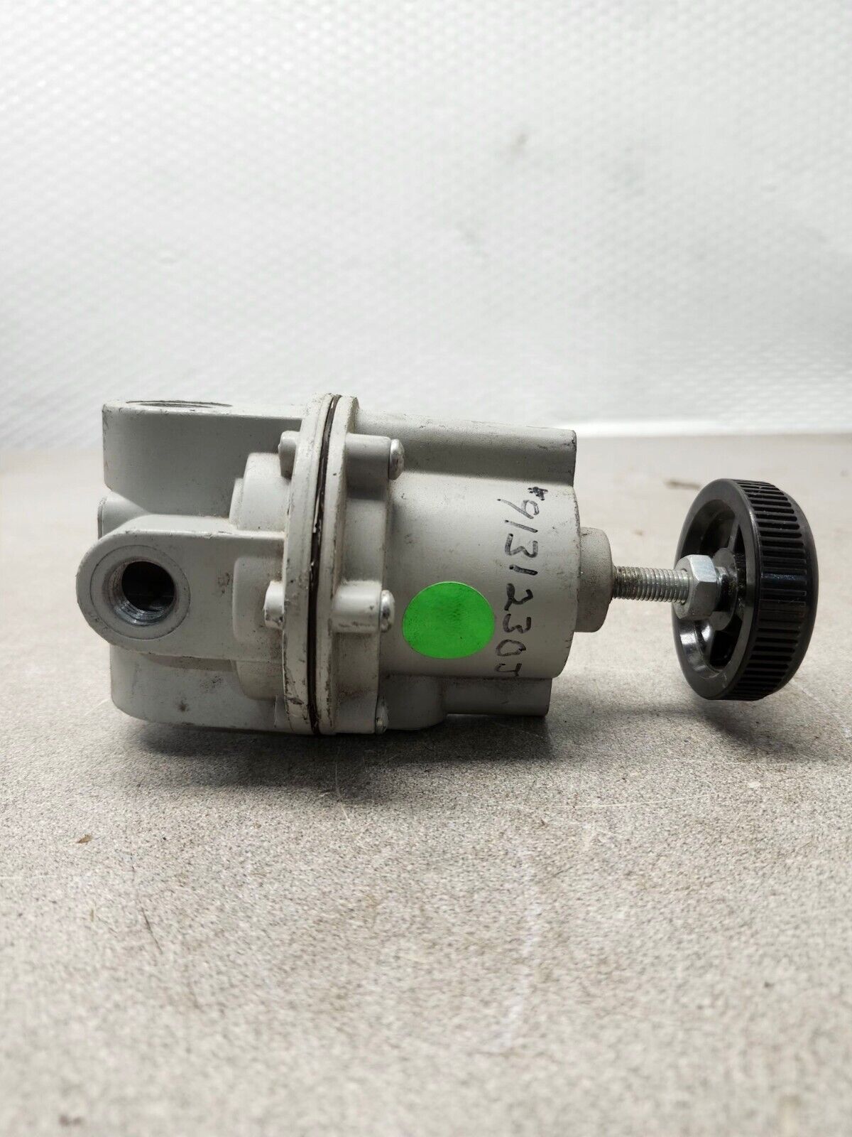 USED BELLOFRAM PRESSURE REGULATOR TYPE 70 0-30 PSIG