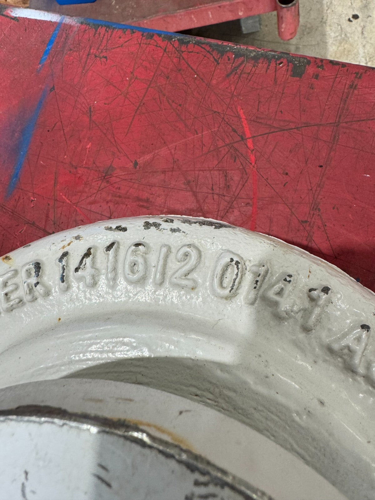47725337