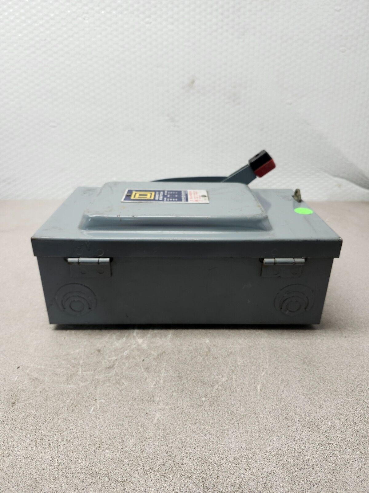 NEW SQUARE D SER E1 SAFETY SWITCH 30AMP 600V HU-261