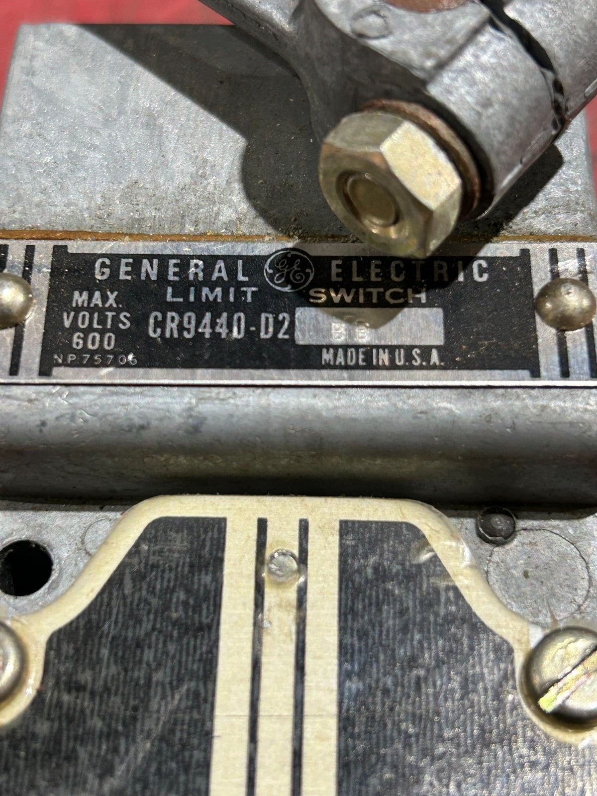 47716288