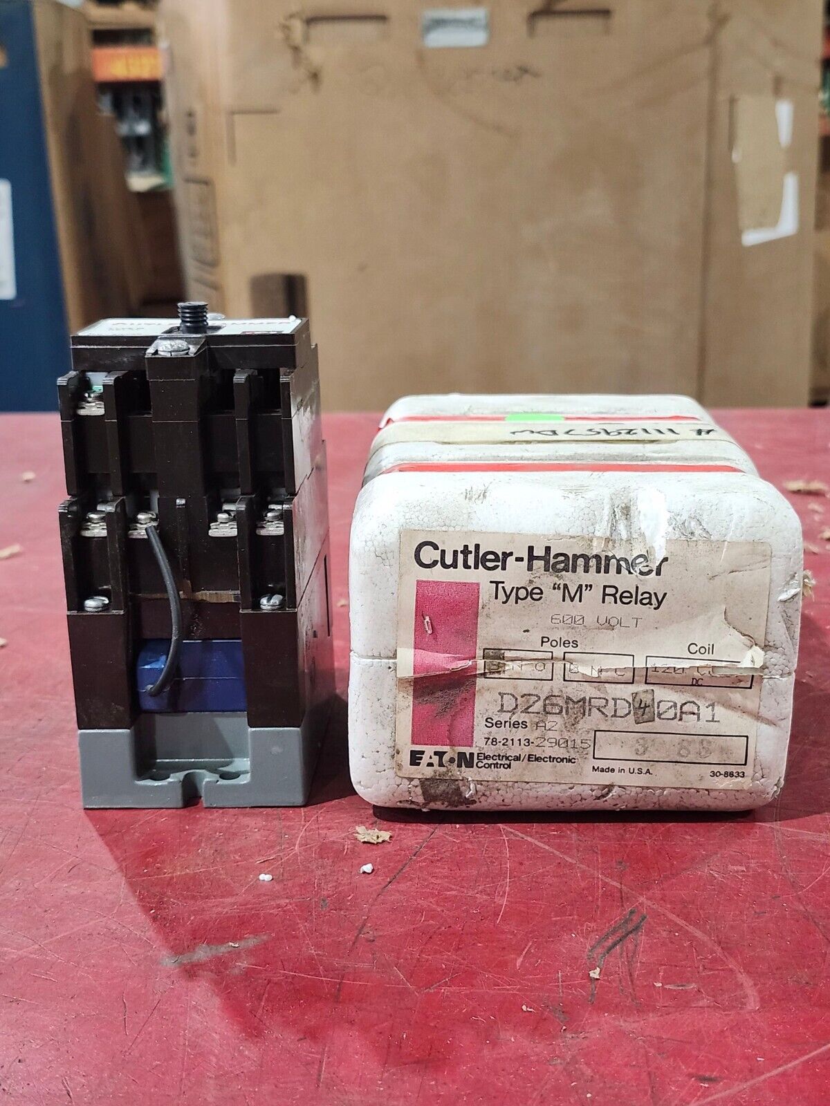 NEW IN PACKAGE CUTLER HAMMER TYPE M RELAY D26MRD40A1