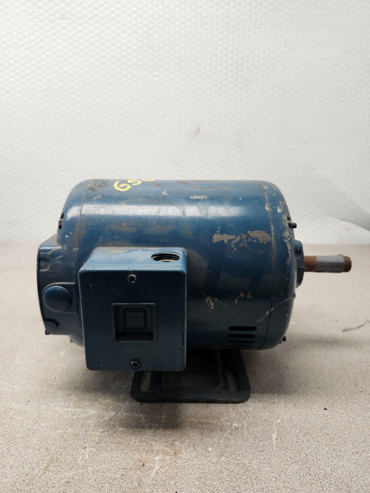 USED Hawker Siddeley Electric Motor 3PH, 60HZ, 0.5HP, 575V, MMA556CP4F