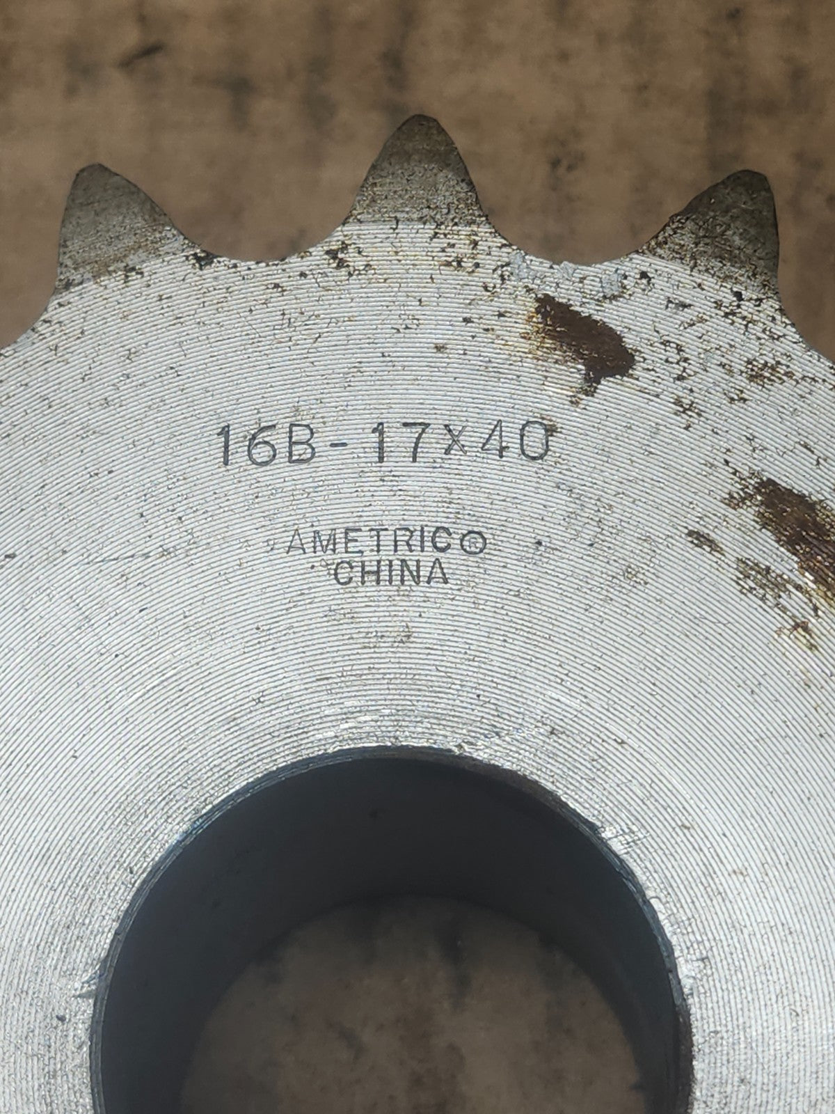 47501975