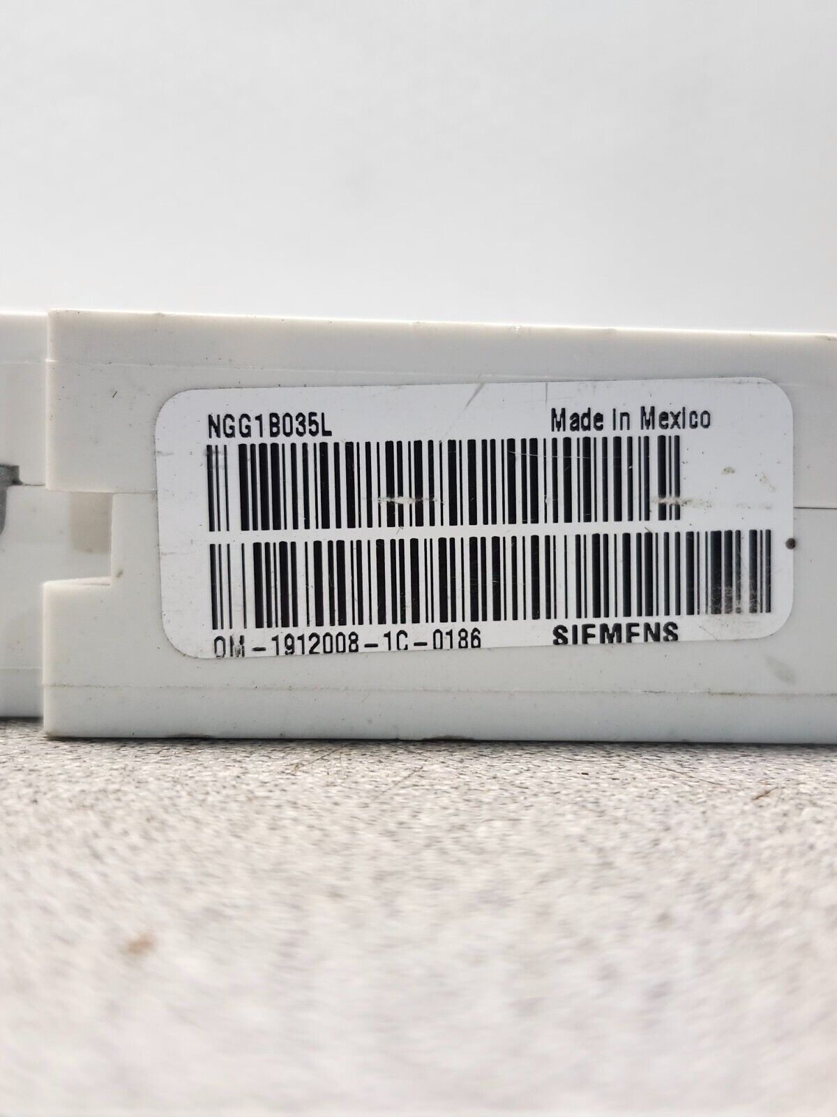 USED SIEMENS NGG1B035 SINGLE POLE 35AMP CIRCUIT BREAKER NGG1B035L