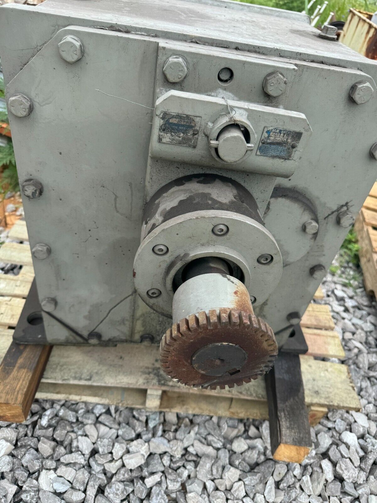 USED FALK ULTRAMAX GEAR DRIVE SPEED REDUCER 40.24 RATIO 2100FM3AA