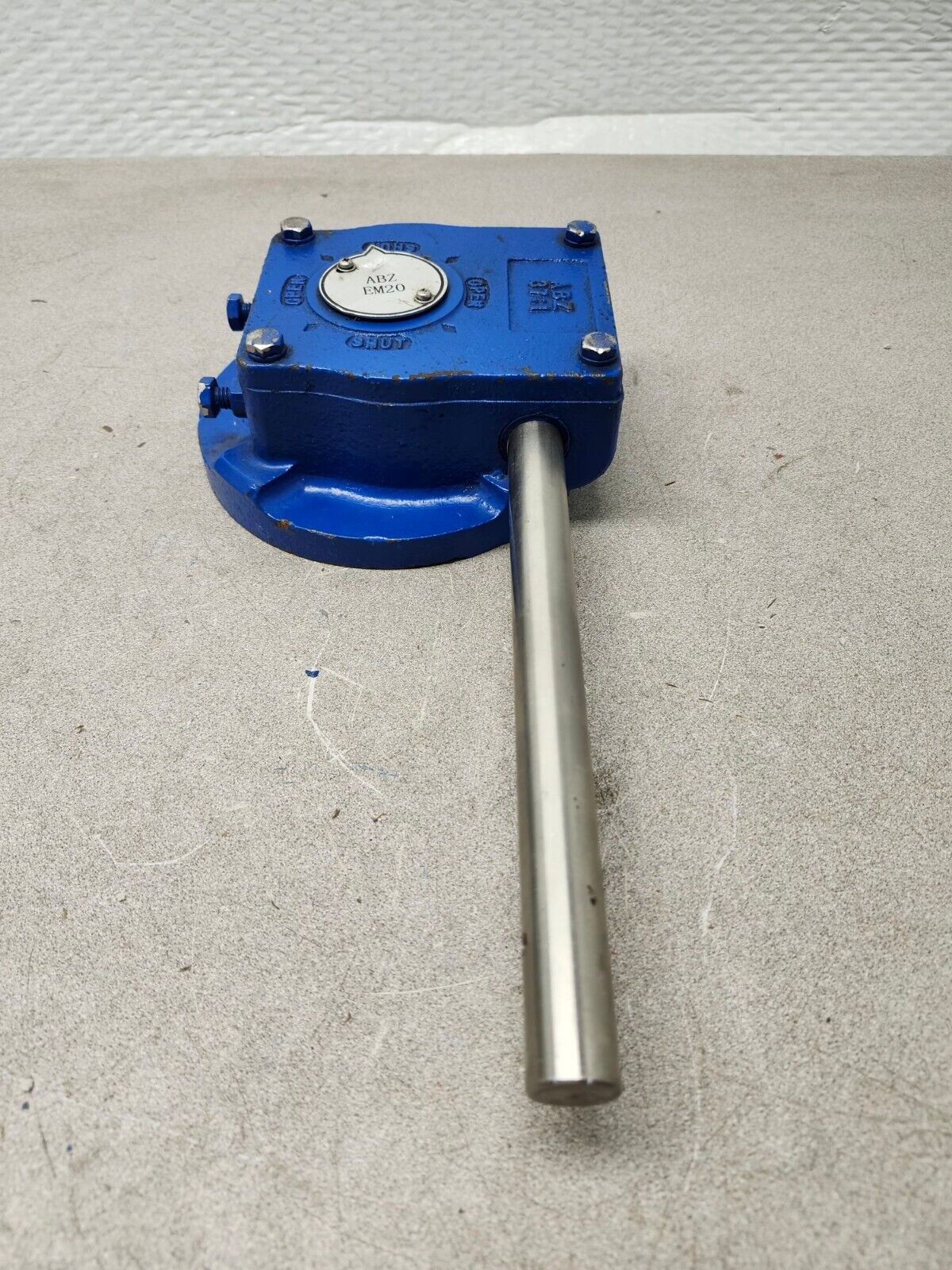 USED ABZ Butterfly Valve Gear Operator EM20