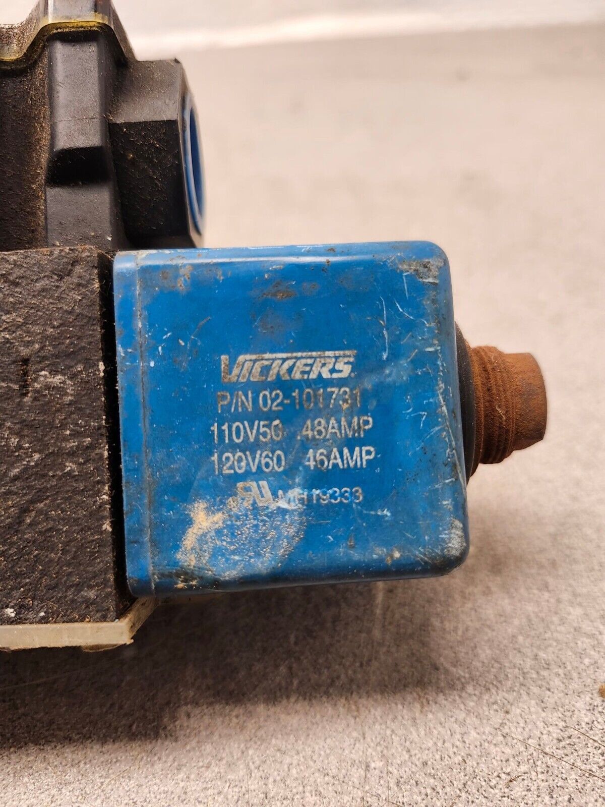 NEW NO BOX VICKERS HYDRAULIC VALVE DG4V-3S-6B-M-FW-B5-60