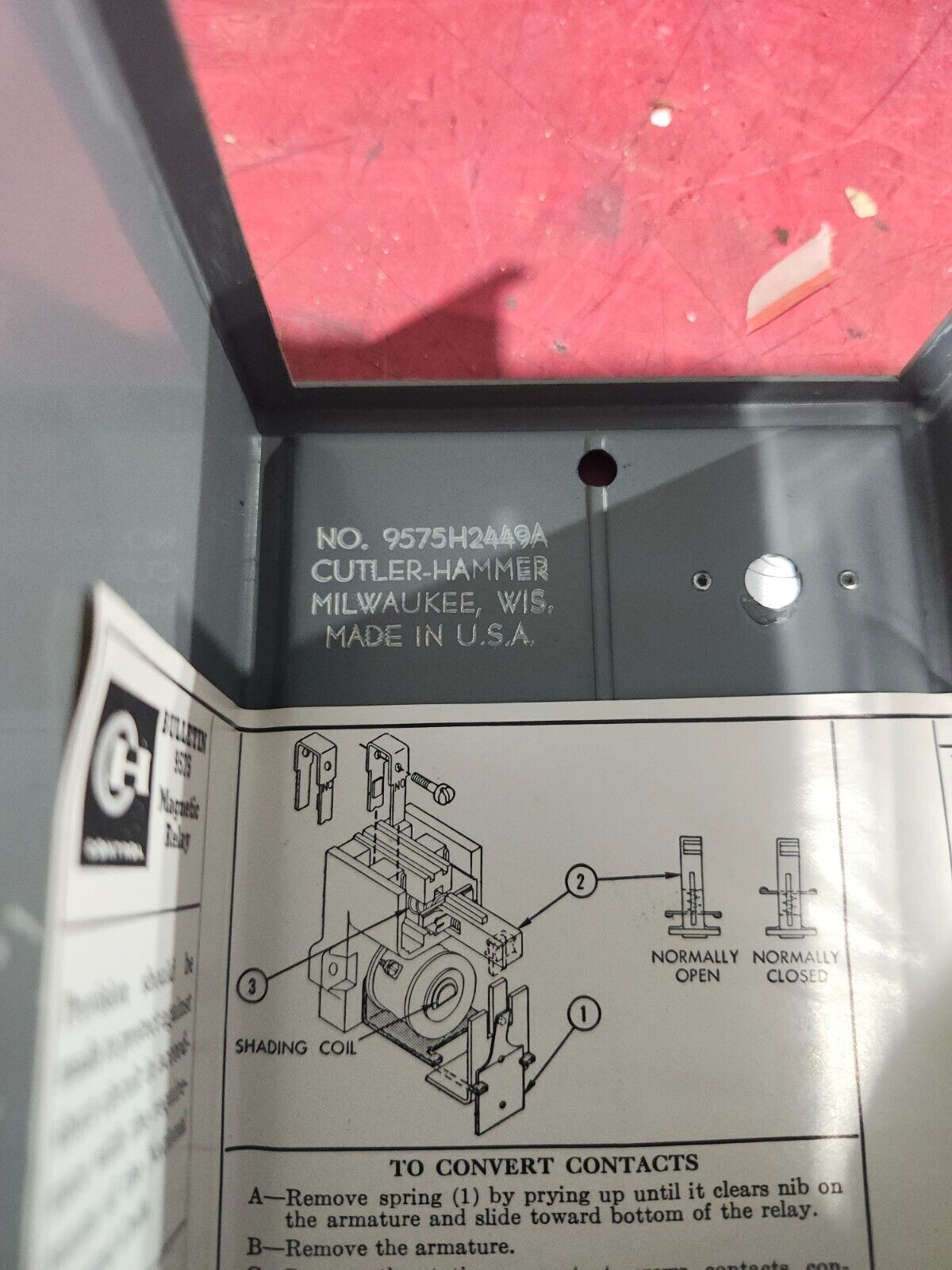 NEW BO BOX CUTLER HAMMER Relay Enclosure W/ RELAY 9575H2449A