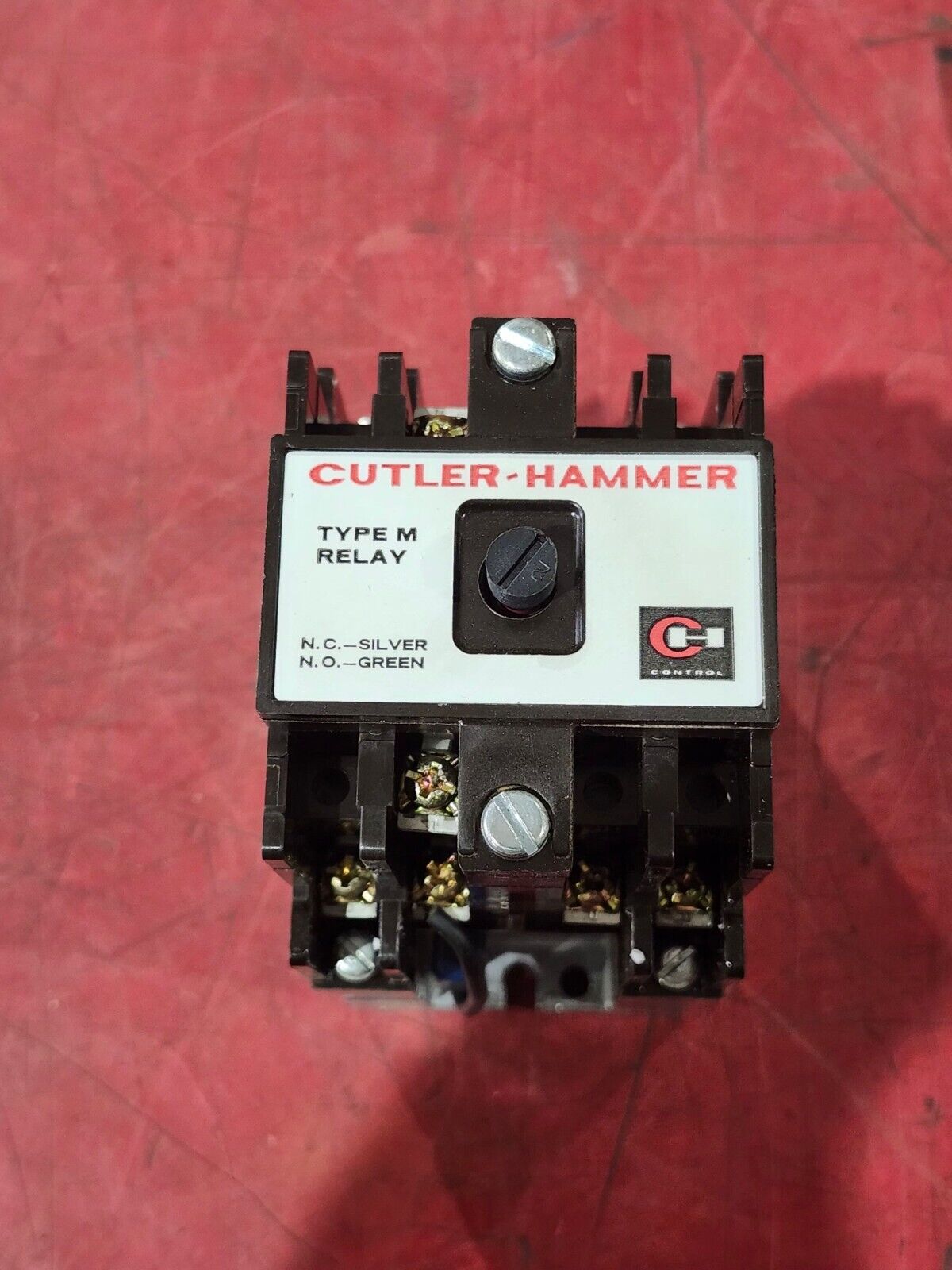 NEW IN PACKAGE CUTLER HAMMER RELAY D26MRD22T1