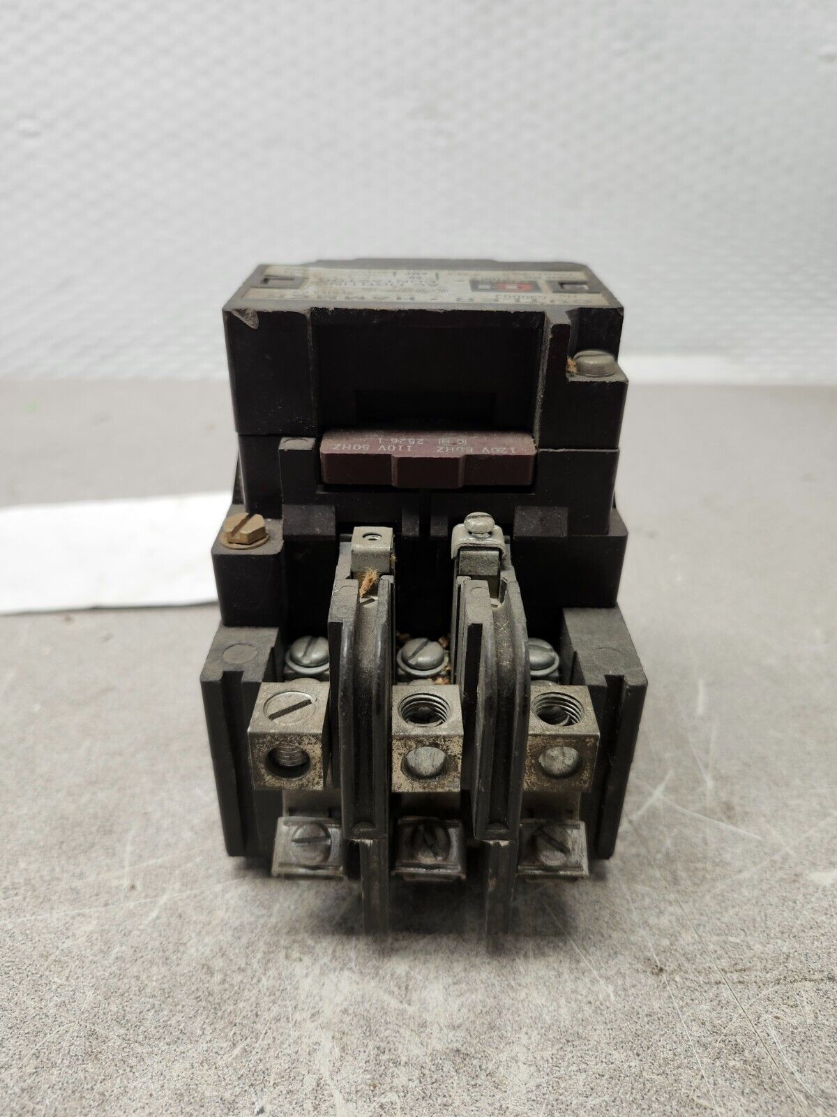 USED Cutler Hammer Ac Lighting Contactor C30DG3 Series B