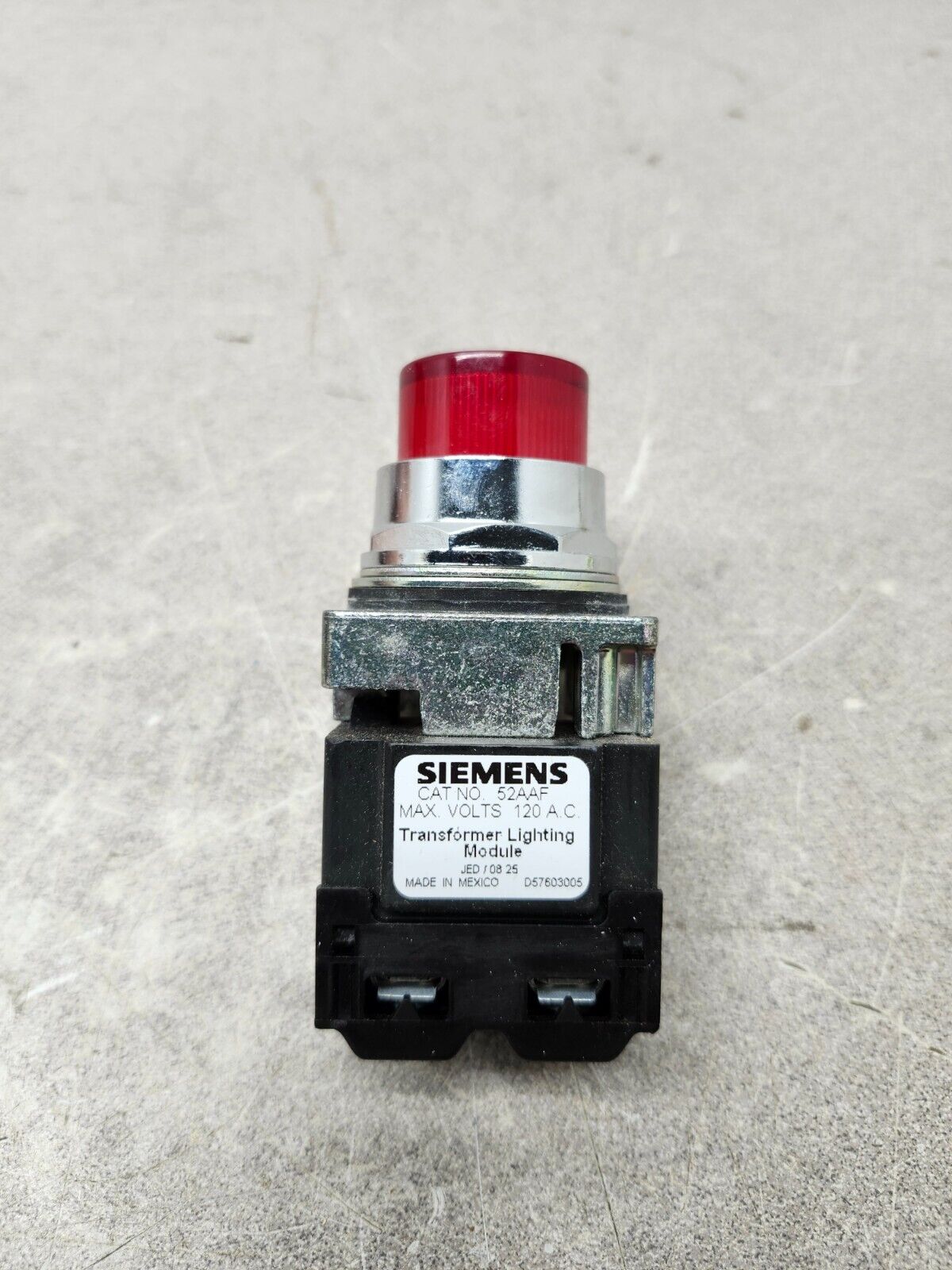 NEW IN BOX SIEMENS LAMP MODULE Full Voltage 240 Ac/dc 52AAF