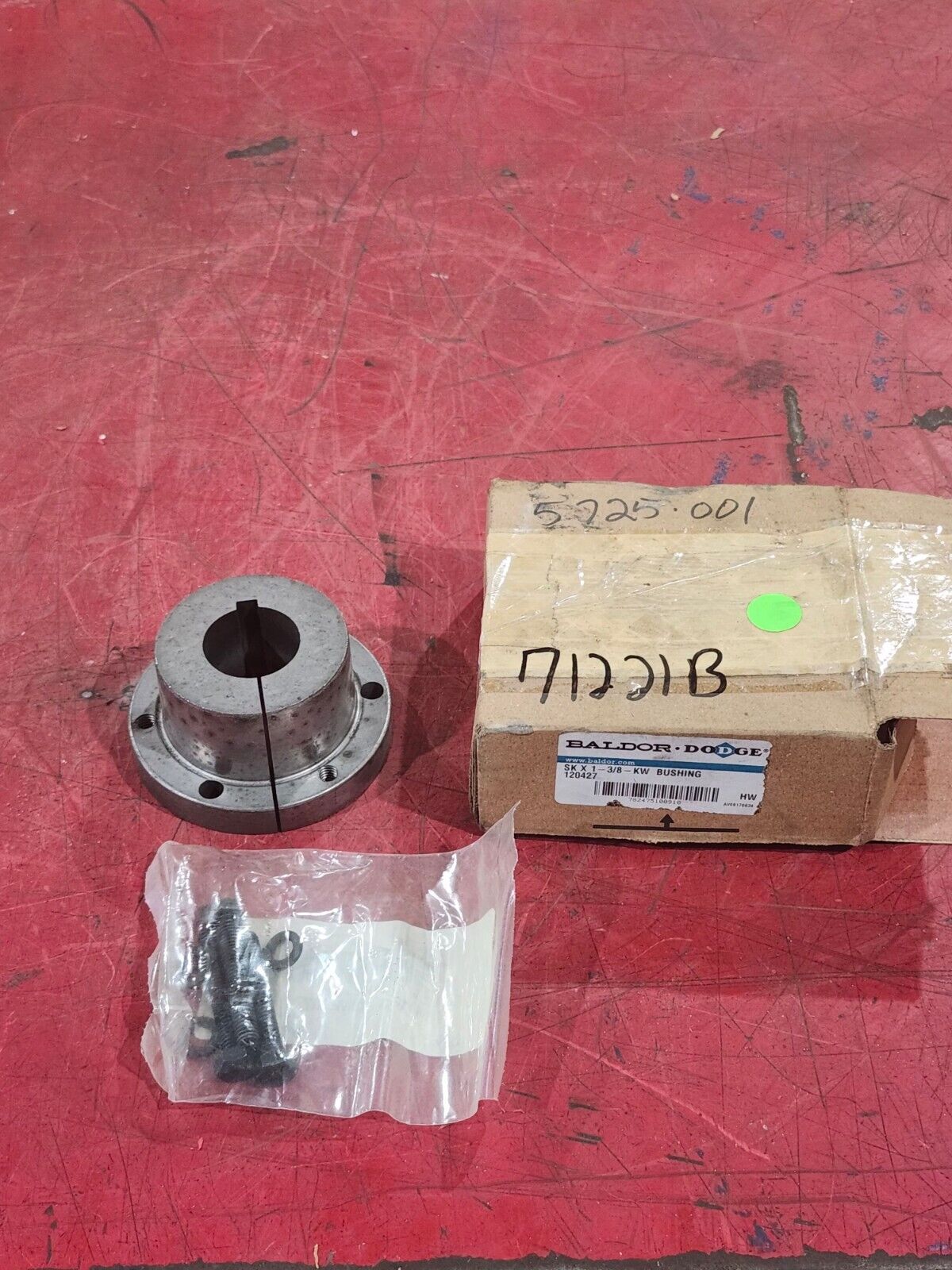 NEW IN BOX DODGE SK X 1-3/8-KW BUSHING 120427