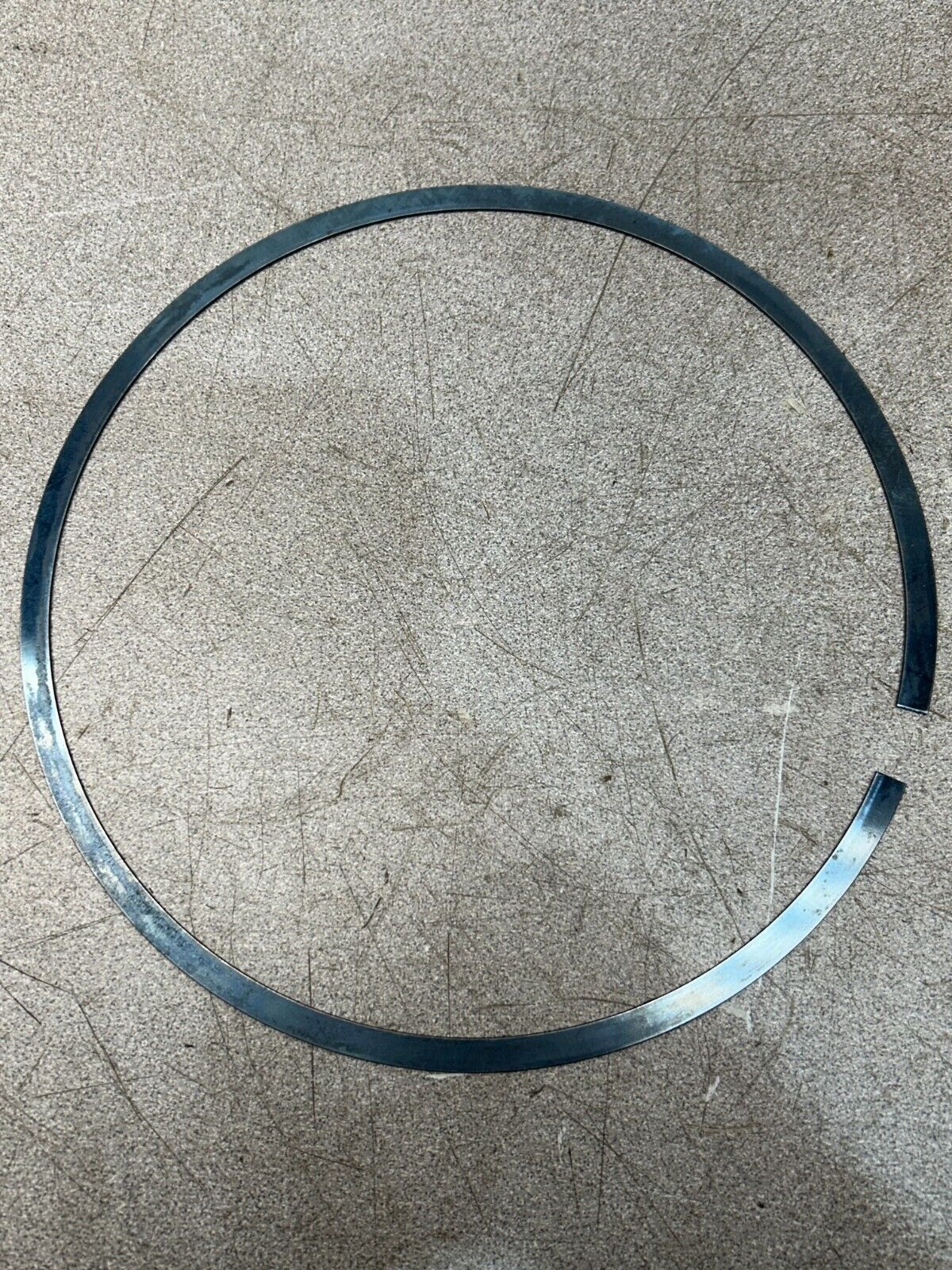 44040901