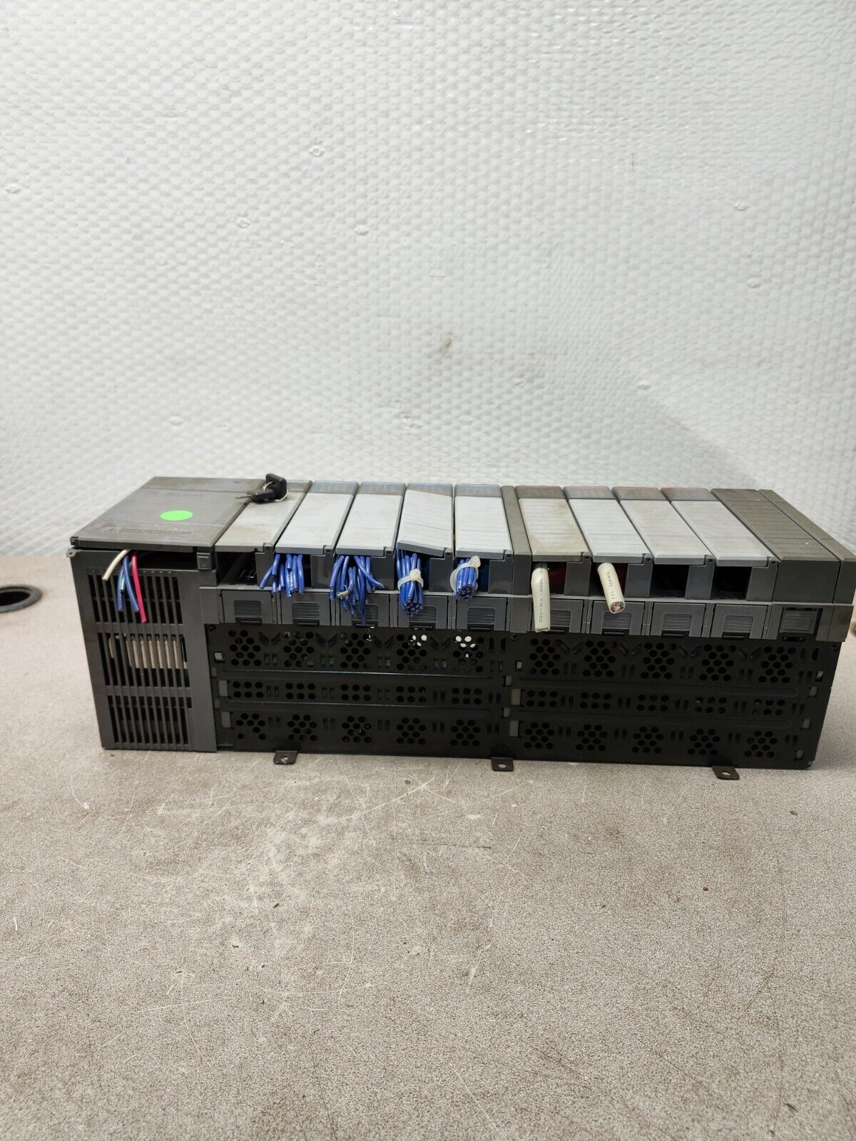 USED ALLEN BRADLEY Power Supply SLC 500 W/SLC 500 10-SLOT RACK W/ 9 Modules