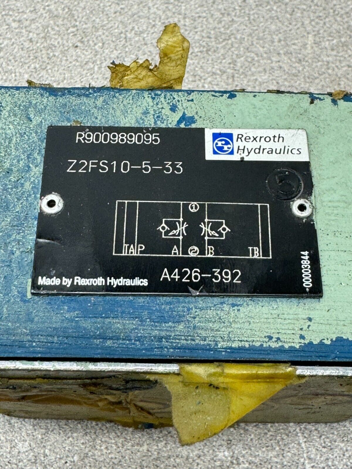 USED REXROTH R900989095 THROTTLE VALVE Z2FS10-5-33