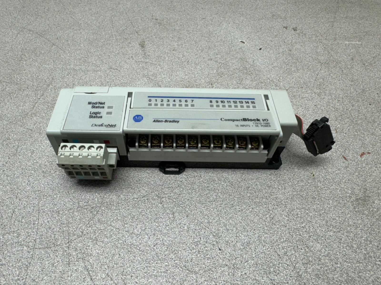 USED ALLEN-BRADLEY COMPACT BLOCK I/O 1791D-16B0 SERIES D