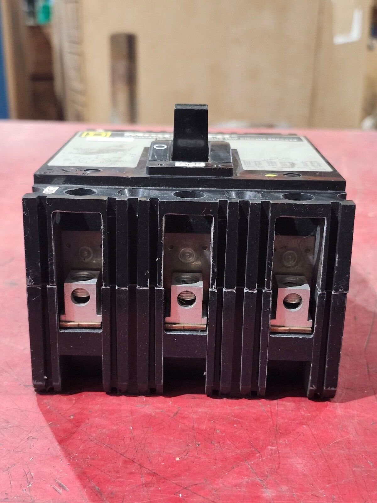 USED SQUARE D MAG-GARD 3 POLE 7AMP CIRCUIT BREAKER FHP3600712M