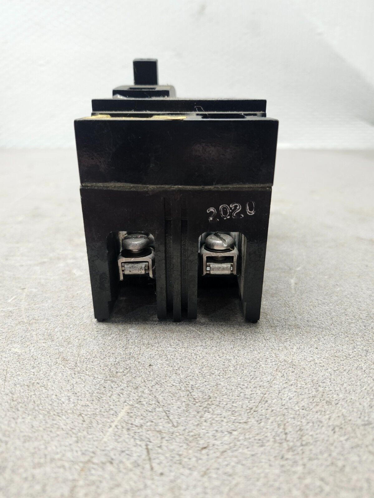 USED General Electric 20 Amp Breaker TEB122020