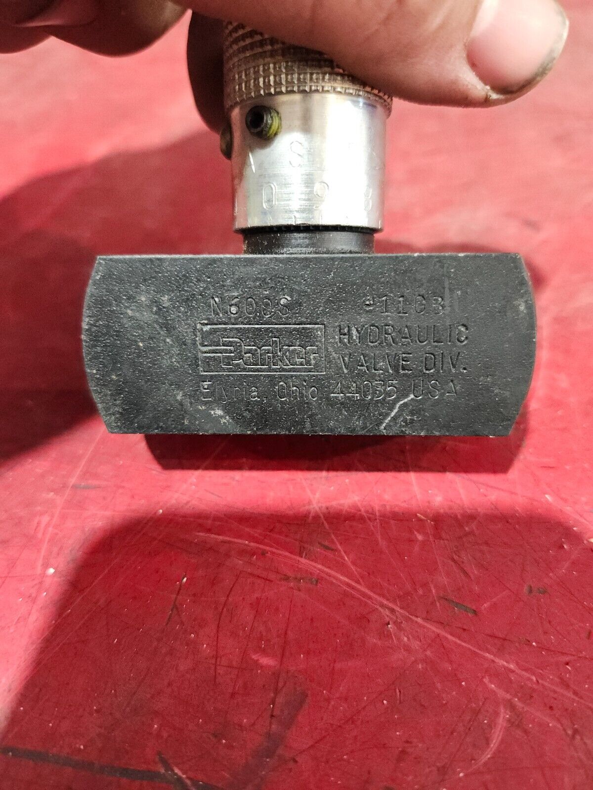 NEW NO BOX PARKER HYDRAULIC NEEDLE VALVE N600S