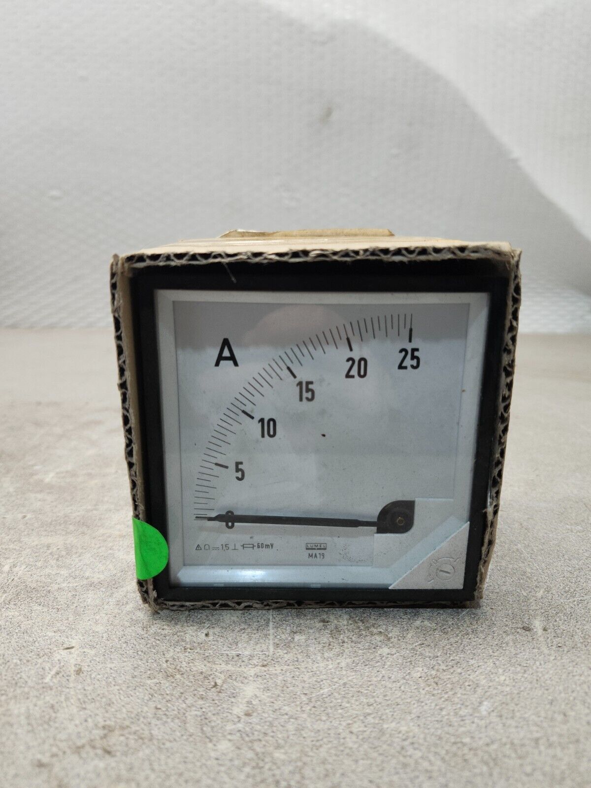 NEW IN BOX ANALOG FIELD CURRENT METER ALSTOM P1 0-25