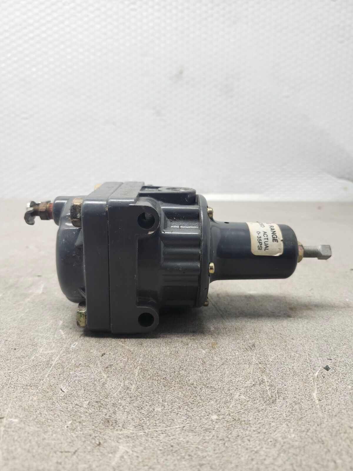 USED FISHER PRESSURE REGULATOR 67AF R/362 12-97