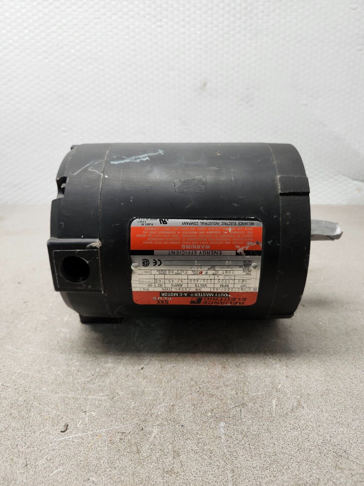 NEW NO BOX RELIANCE ELECTRIC MOTOR 1/4HP, 1725RPM, 230/460V, 3PH, P56X1520P-KA