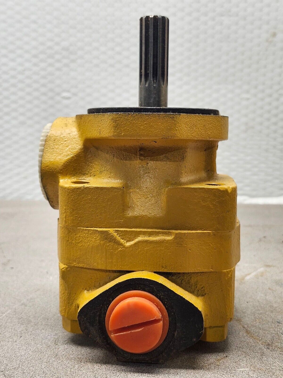 NEW YELLOWMARK VANE PUMP 4228162 CAT 4D-4661