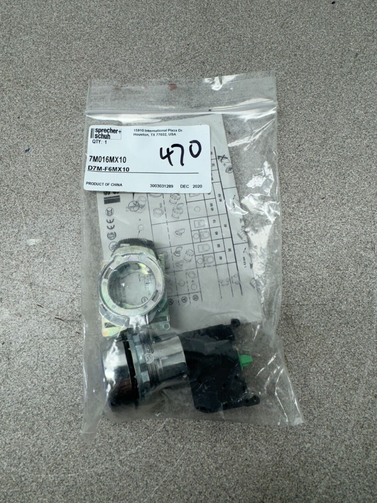 NEW IN PACKAGE SPRECHER SCHUH PUSH BUTTON SWITCH D7M-F6MX10