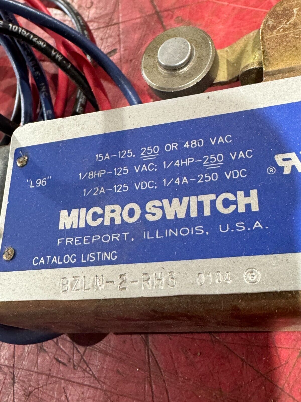 NEW NO BOX MICRO SWITCH LIMIT SWITCH BZLN-2-RH3