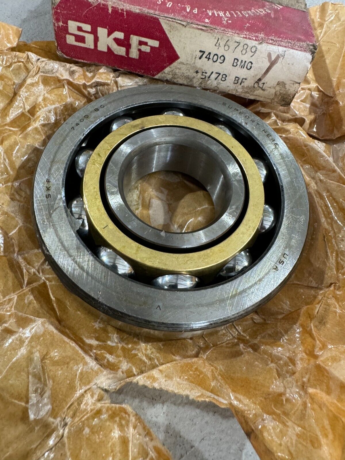 NEW IN BOX SKF 7409 BGM ROLLER BEARING 7409 BG