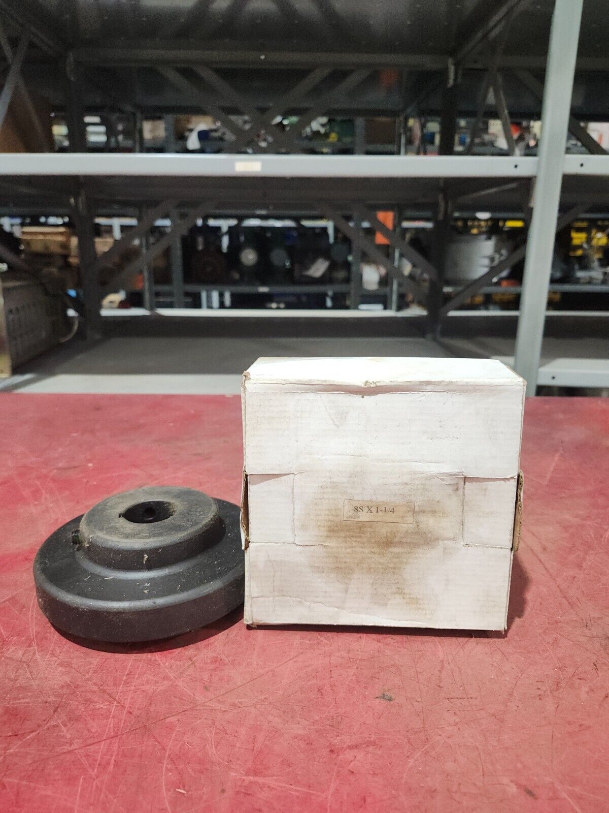 NEW IN BOX RWI 8S SLEEVE COUPLING FLANGE with KEYWAY 1-1/4'' BORE