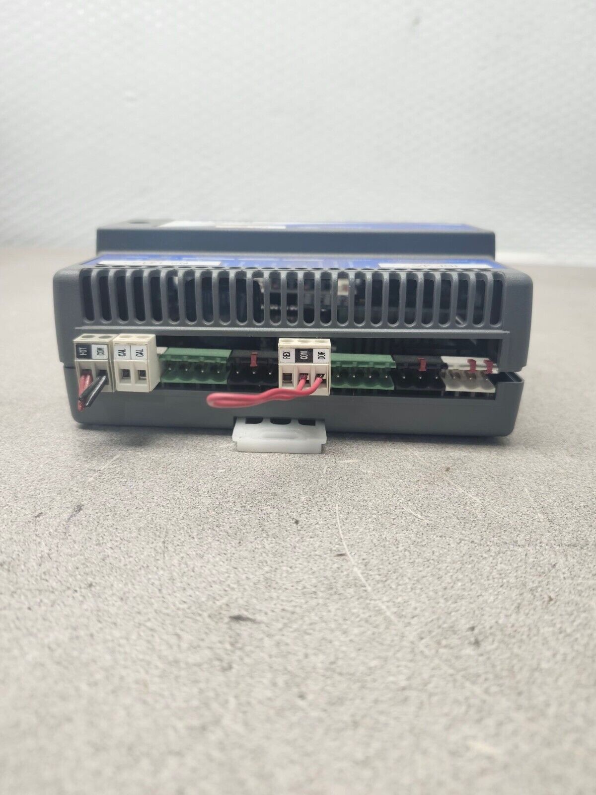 USED NO BOX JOHNSON CONTROL MODULE-  PROVIDES INTERFACE CONTROL S300-DIN-RDR2SA