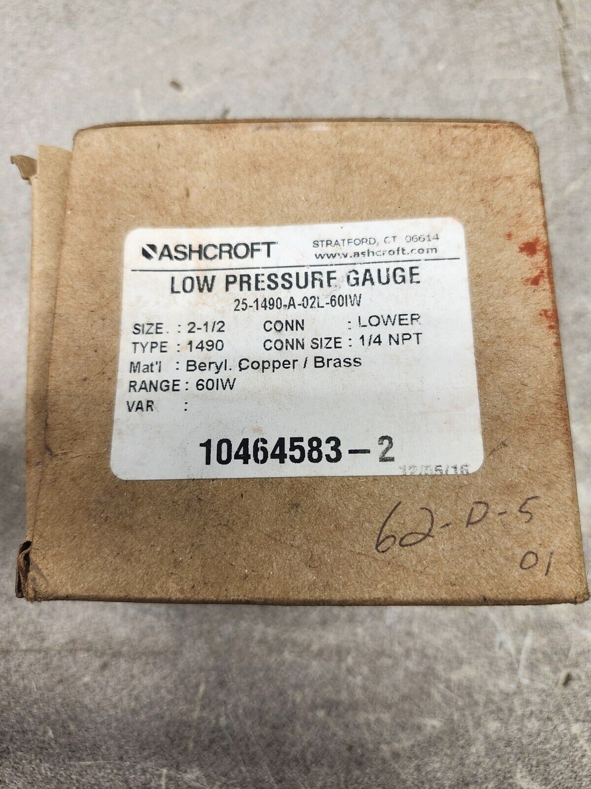 NEW IN BOX ASHCROFT LOW PRESSURE GAUGE 25-1490-A-02L-60IW