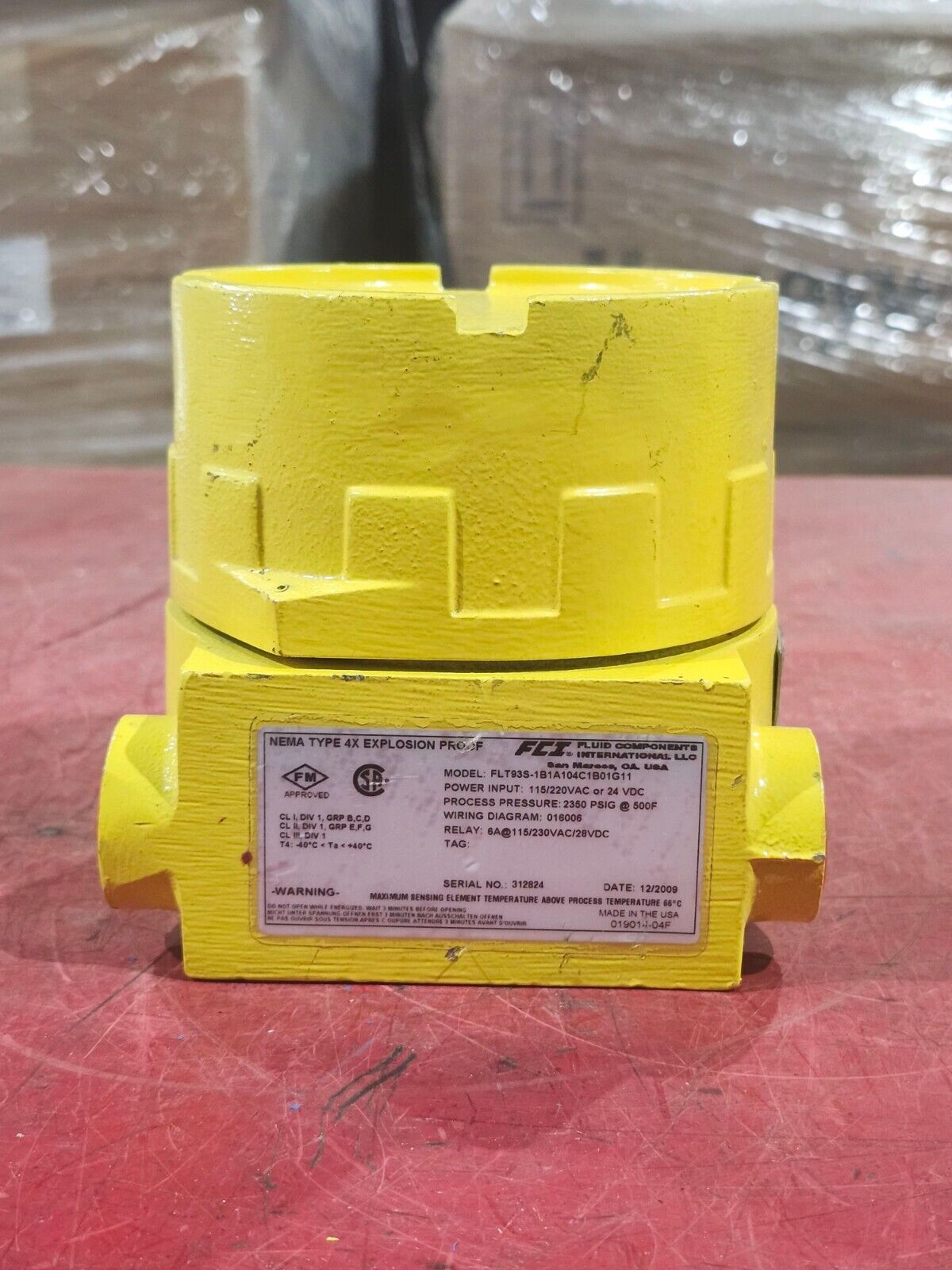 USED FCI FLOW SWITCH FLT93S-1B1A104C1B01G11