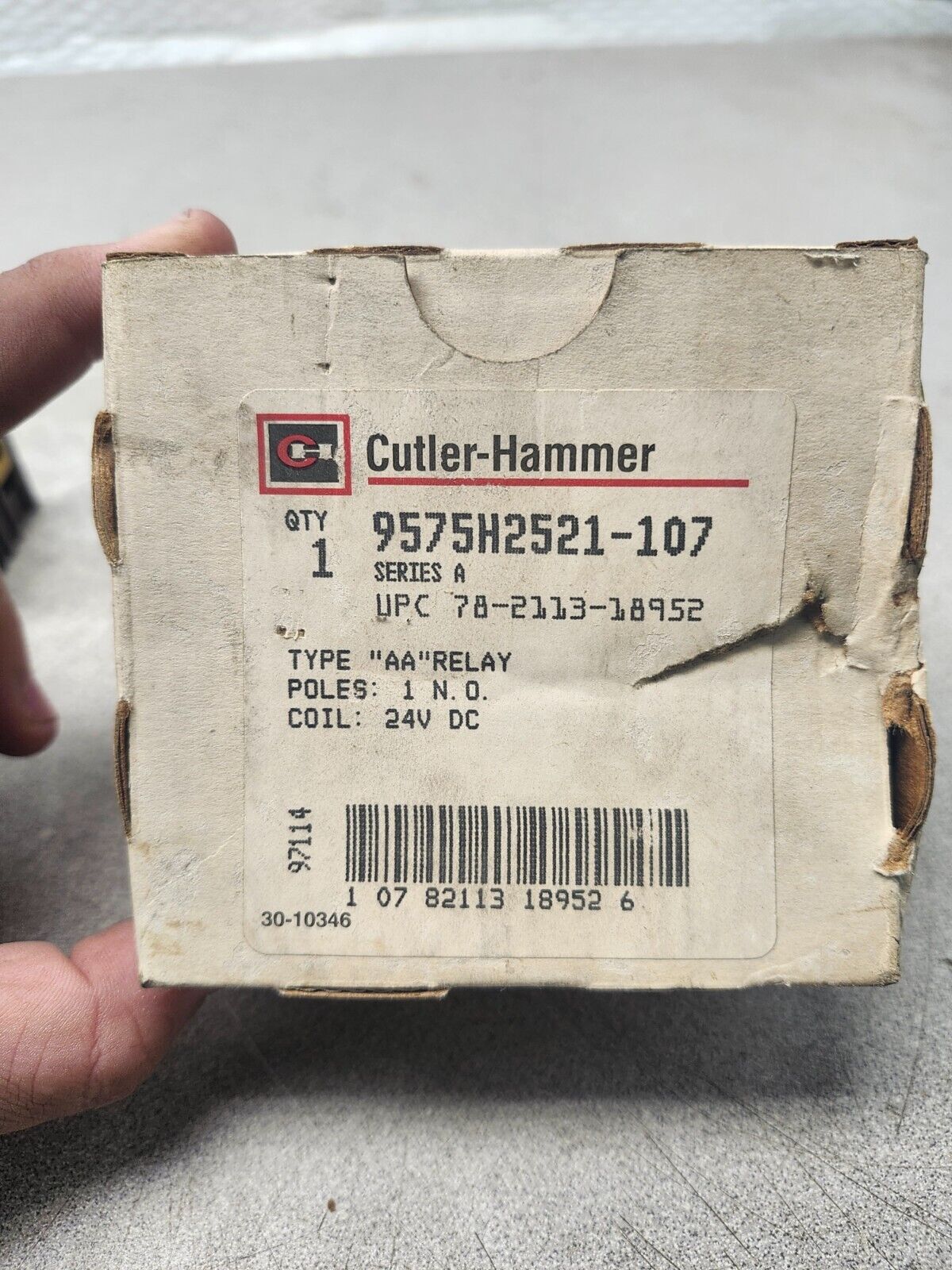 NEW WITH BOX CUTLER-HAMMER 9575H2521-107