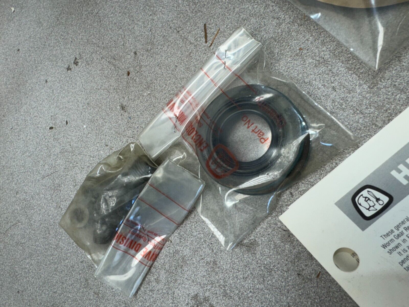 NEW IN BOX HUB CITY REPAIR KIT 0223-02702-520