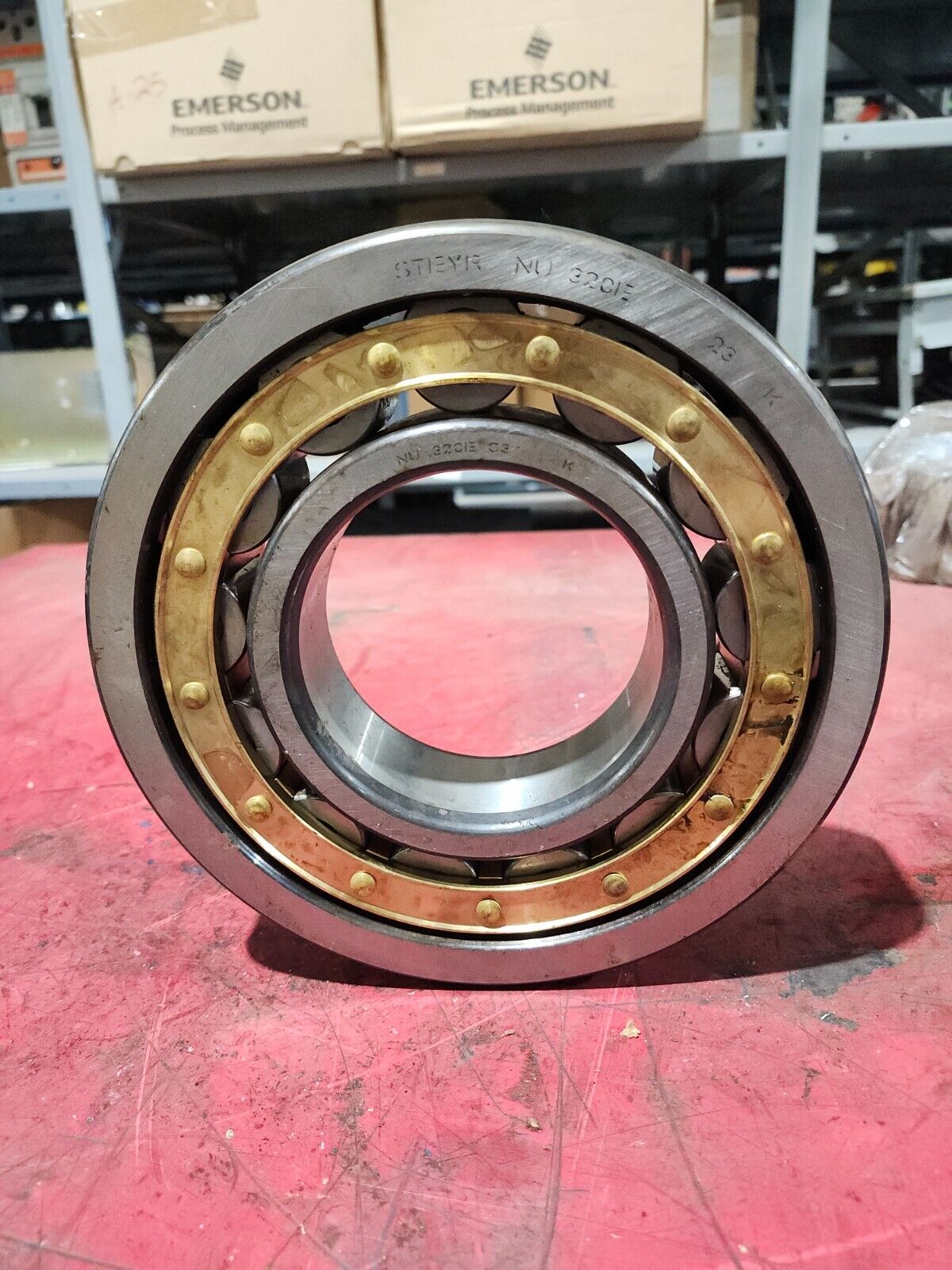 NEW NO BOX STEYR CYLINDRICAL ROLLER BEARING NU 32CE