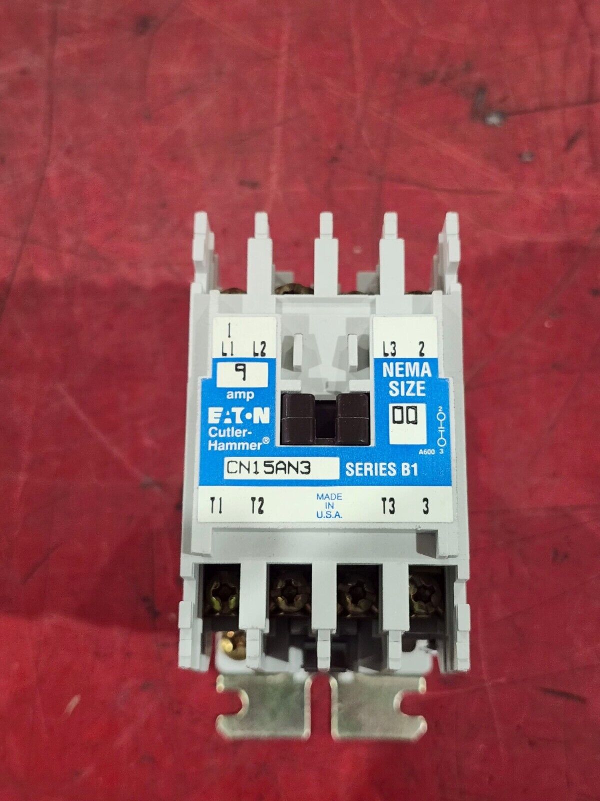 NEW IN BOX CUTLER HAMMER CONTACTOR CN15AN3AB